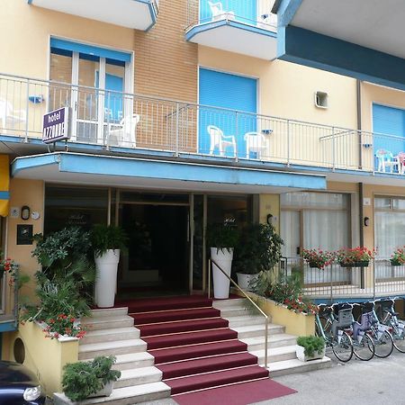 Hotel Azzorre Jesolo Extérieur photo